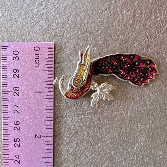 Vintage Bird Brooch Pin Glittering Peacock w/Leaf Red, Orange & Yellow Feathers - Picture 9 of 10